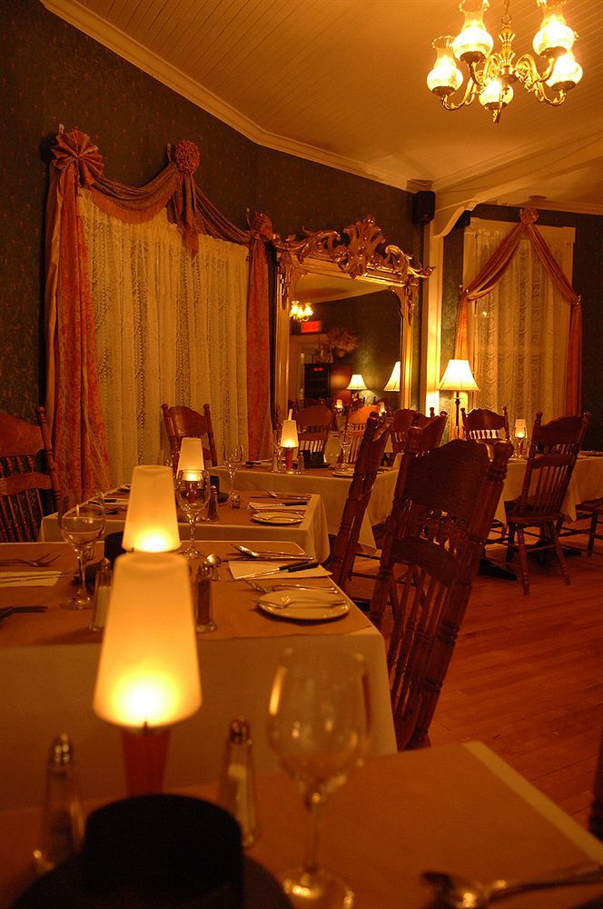 Auberge De La Tour Du Lac Sainte-Agathe-des-Monts Luaran gambar